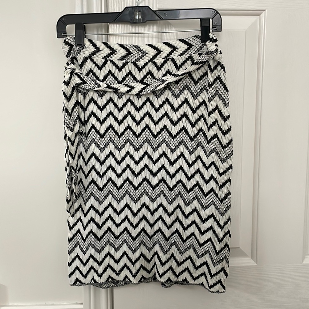 Missoni black, and white wraparound skirt